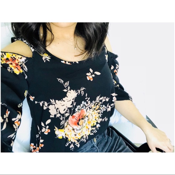 🔻LAST (S) Peach Echo Blouse - Picture 4 of 5